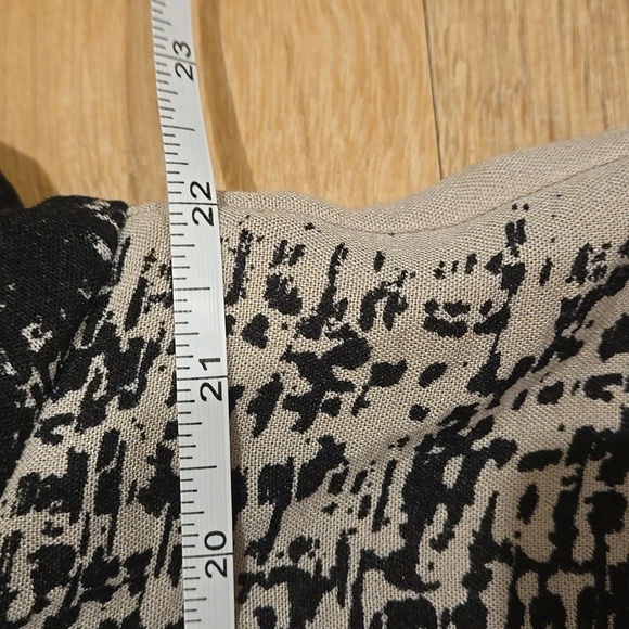 Habitat Button Down Abstract Oversized Top Sz L - Picture 5 of 9